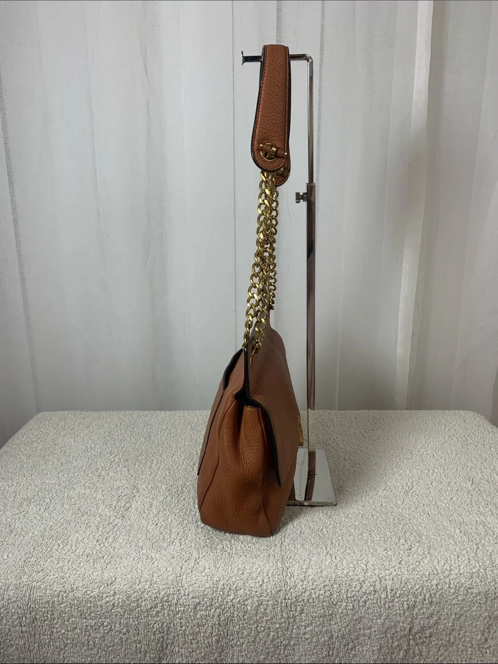 GUC Tory Burch Amanda Flap Shoulder Bag